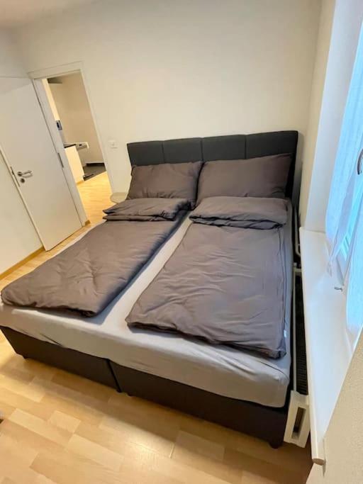 Gemuetliche Wohnung An Bester Lage Im Kreis 4 Цюрих Экстерьер фото