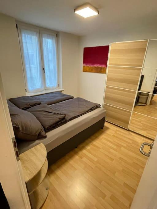 Gemuetliche Wohnung An Bester Lage Im Kreis 4 Цюрих Экстерьер фото